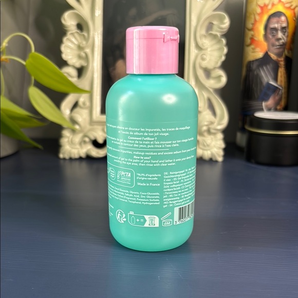 Merci Handy Facial Cleansing Gel - Picture 2 of 5